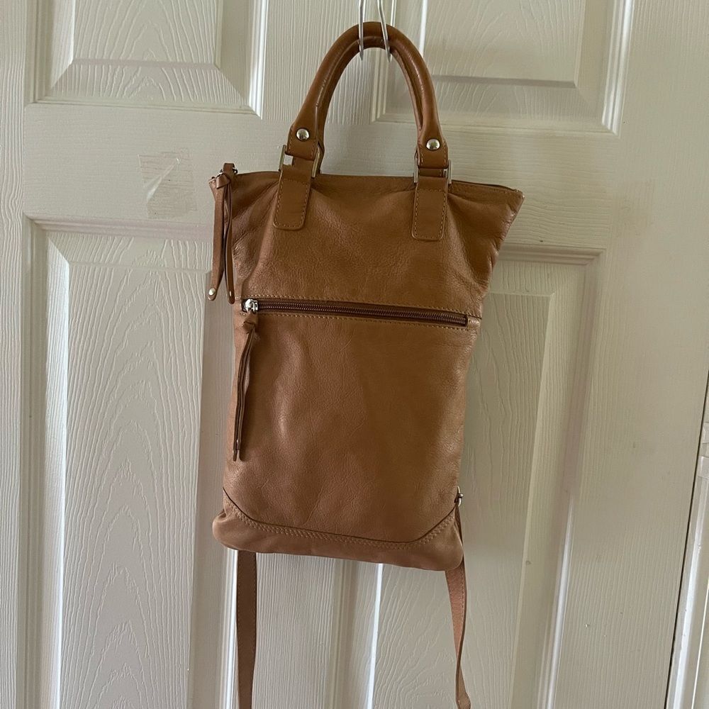 Maurizio Taiuti made in Italy leather tan fold over crossbody bag.